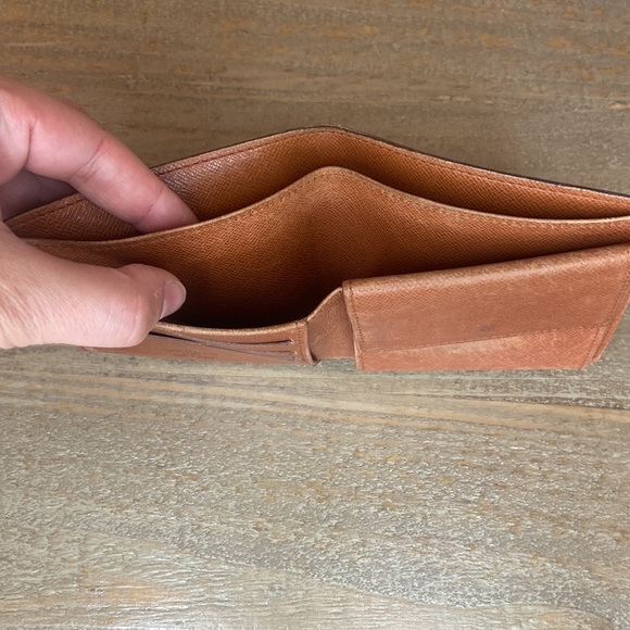 Louis Vuitton Bifold wallet - Picture 11 of 15